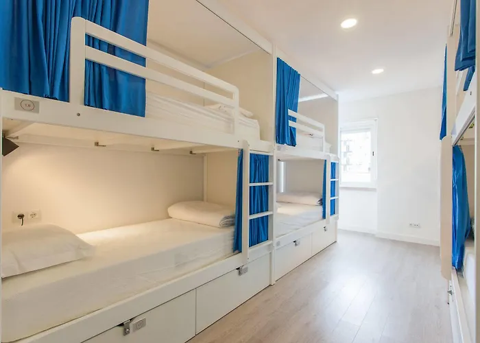 Be & Estefania Hostel