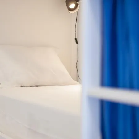 Be & Estefania بيت شباب