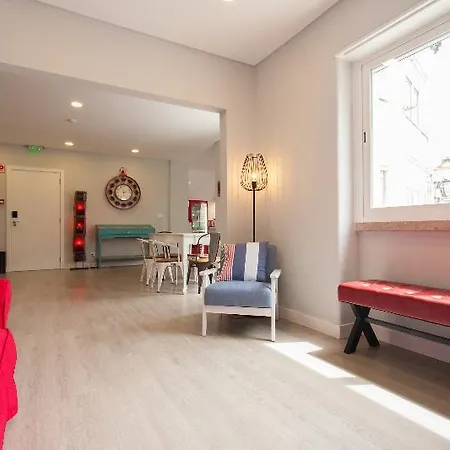 بيت شباب Be & Estefania *