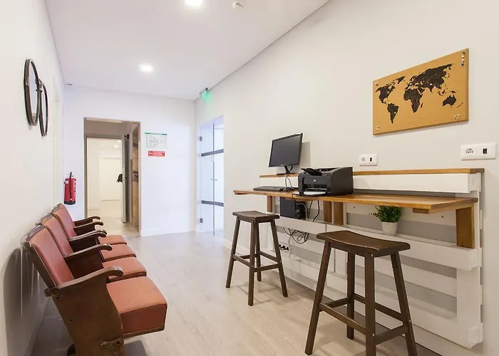 Be & Estefania Lizbona