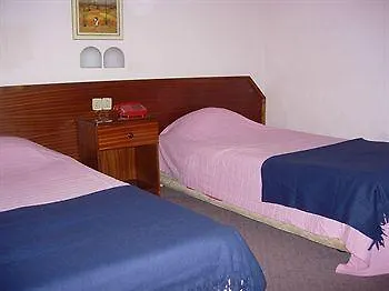 Be & Estefania Lizbona