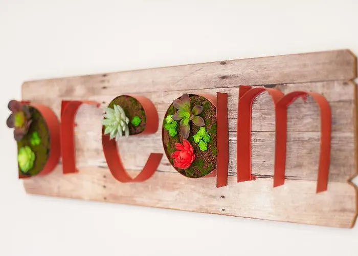 Hostel Be & Estefania *