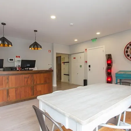 Be & Estefania Hostel *